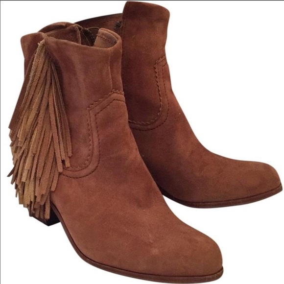 Sam Edelman Shoes - Sam Edelman Louie Suede Fringe Ankle Boot Size 7.5